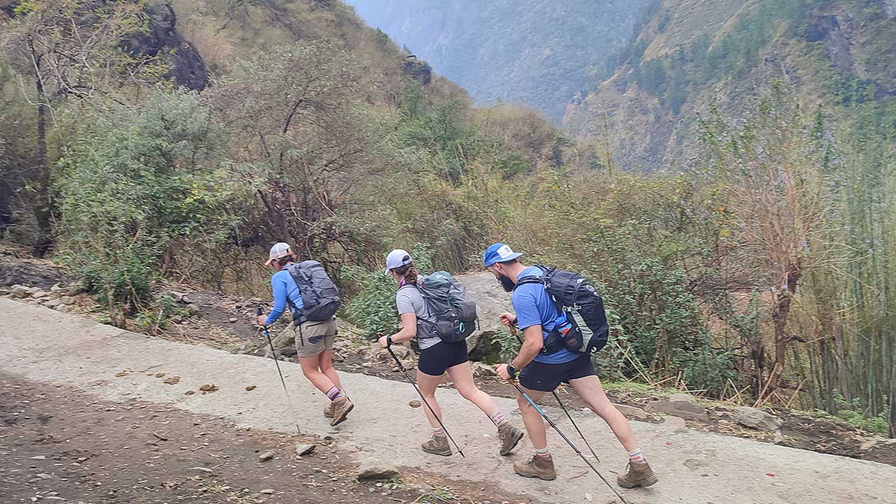 on the way to namrung