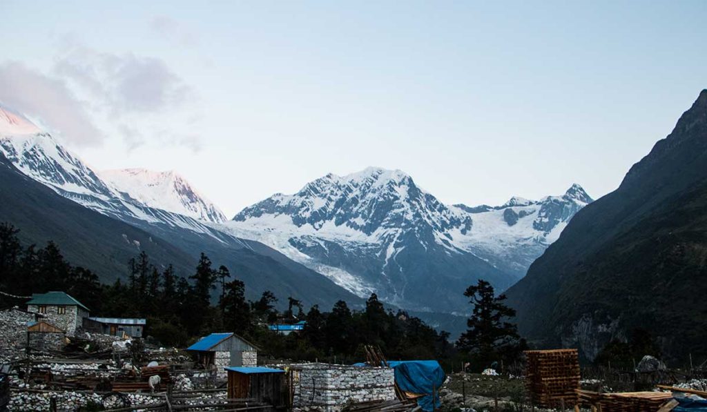 Teahouses in Manalu provide accommodation services