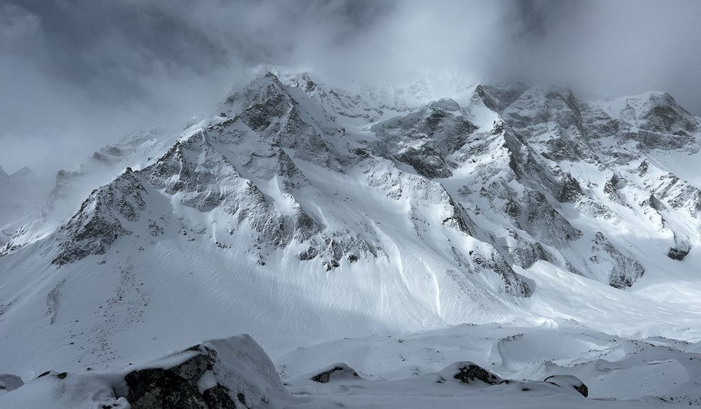Manaslu Trek in September | Post-Monsoon Weather & Crowds