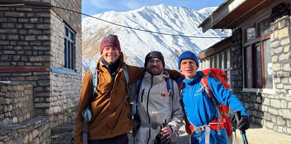 classic annapuran circuit trek