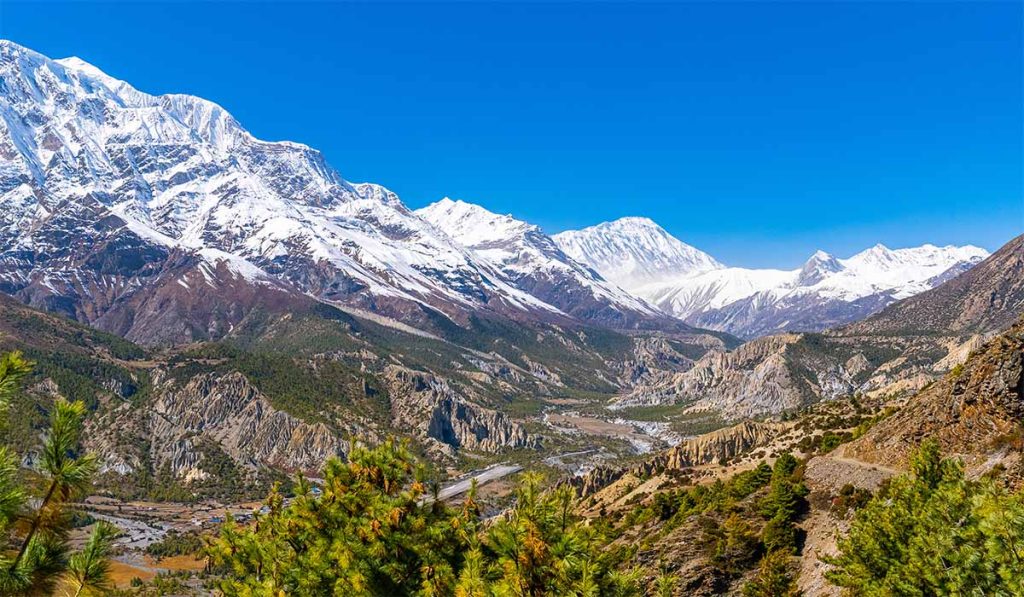 Annapurna Circuit in nepal