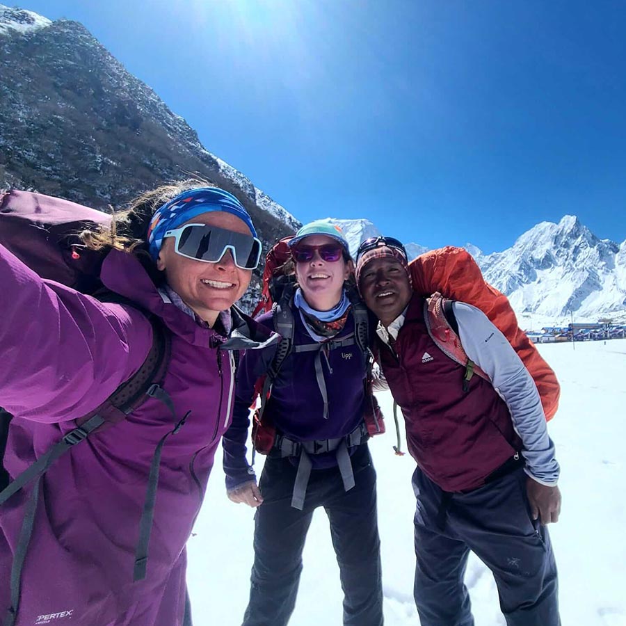 Two solo travellers from Bulgaria and Canada joined our group for the Manaslu Circuit—starting as strangers, sharing the trail, and finishing with new friendships and unforgettable memories.